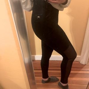 Like New! Fabletics Mila Powerhold Leggings XS